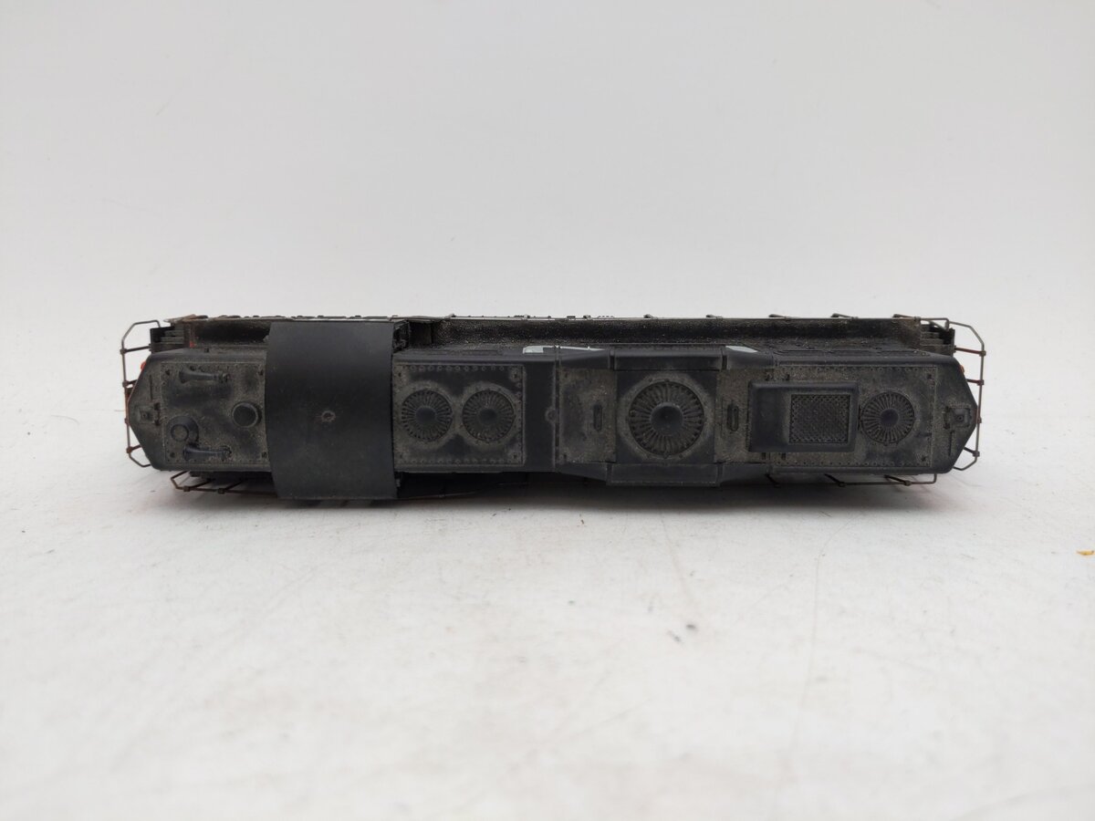 Athearn 3061 HO Canadian National GP-9 Diesel Locomotive #4563 VG