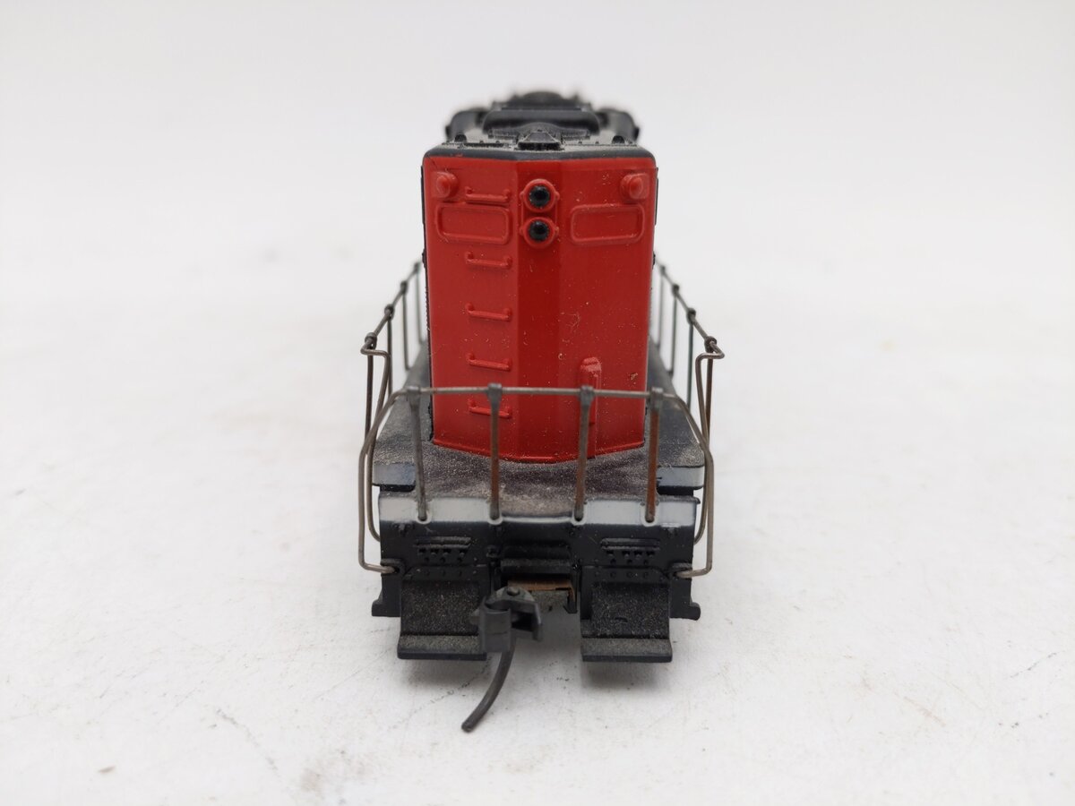 Athearn 3061 HO Canadian National GP-9 Diesel Locomotive #4563 VG