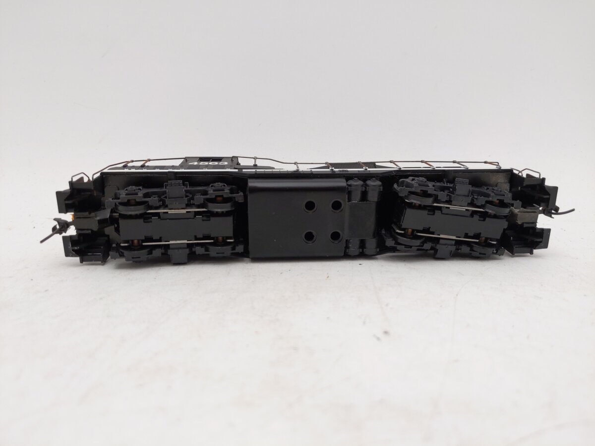 Athearn 3061 HO Canadian National GP-9 Diesel Locomotive #4563 VG