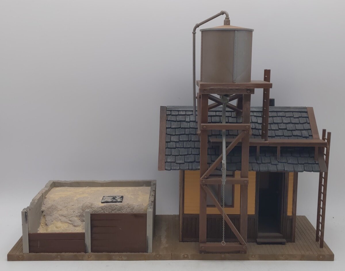 Pola 1818 G Scale Sand Loader Depot Kit VG