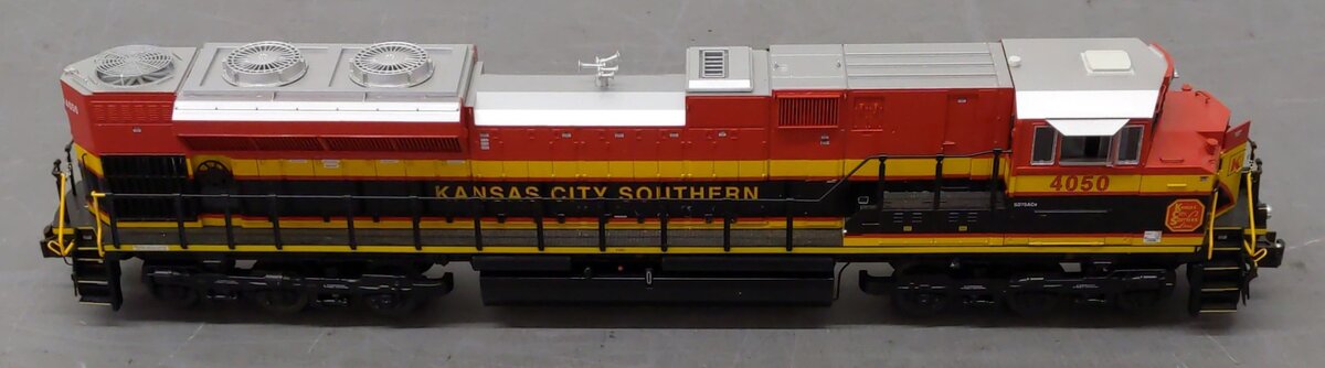 Lionel 6-28287 O Gauge KCS SD70ACe Diesel Engine #4050 EX/Box