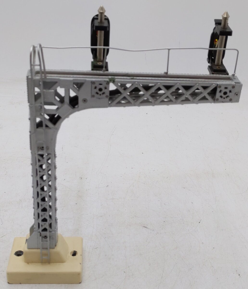 MTH 30-11009 O Scale RailKing Cantilevered Signal Bridge VG