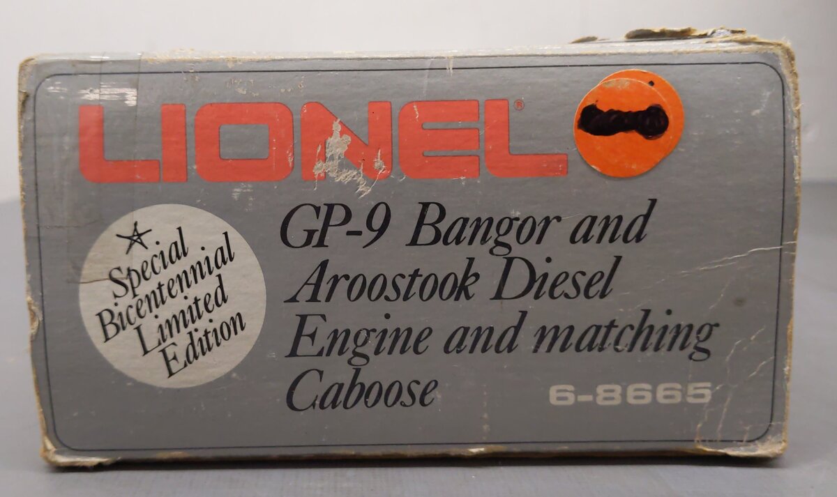 Lionel 6-8665 O Gauge BAR Jeremiah O' Brien GP-9 Diesel Locomotive & Caboose VG/Box