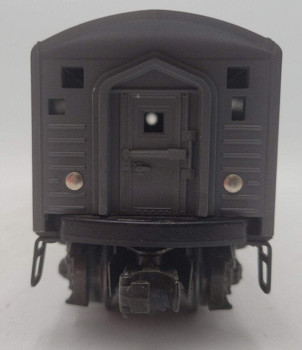 Lionel 6-8557 O Milwaukee Road F3 A Non-Powered Diesel Locomotive #8557 EX/Box