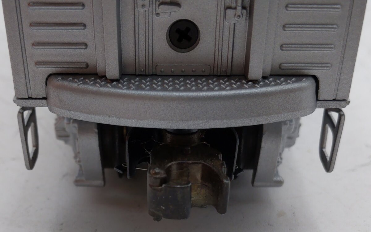 Lionel 6-18129 O Gauge Santa Fe F3 Non-Pwd B-Unit Diesel Locomotive #2343C EX/Box