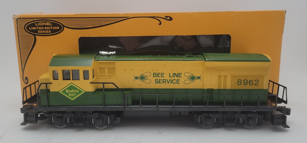 Lionel 6-8962 O Gauge Reading U36B Powered Diesel Locomotive EX/Box