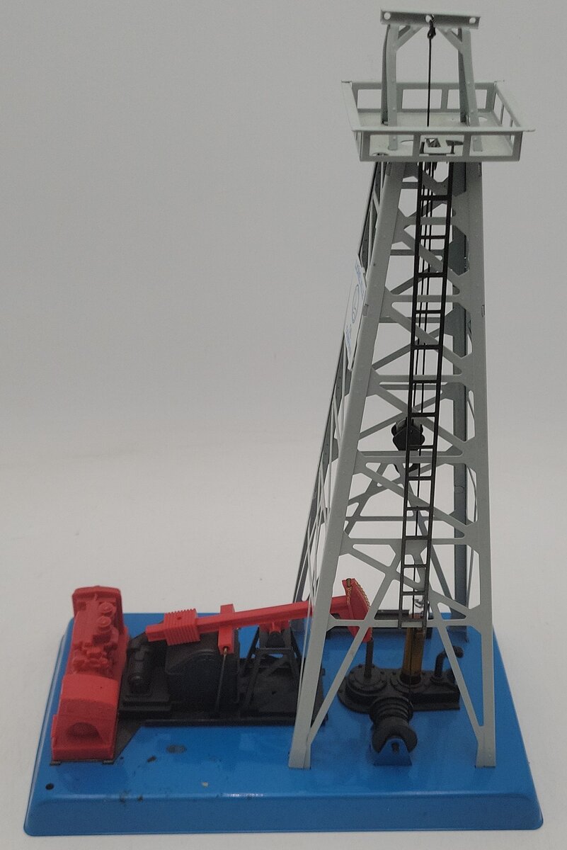 Lionel 6-12930 O Gauge Lionelville Oil Derrick VG/Box