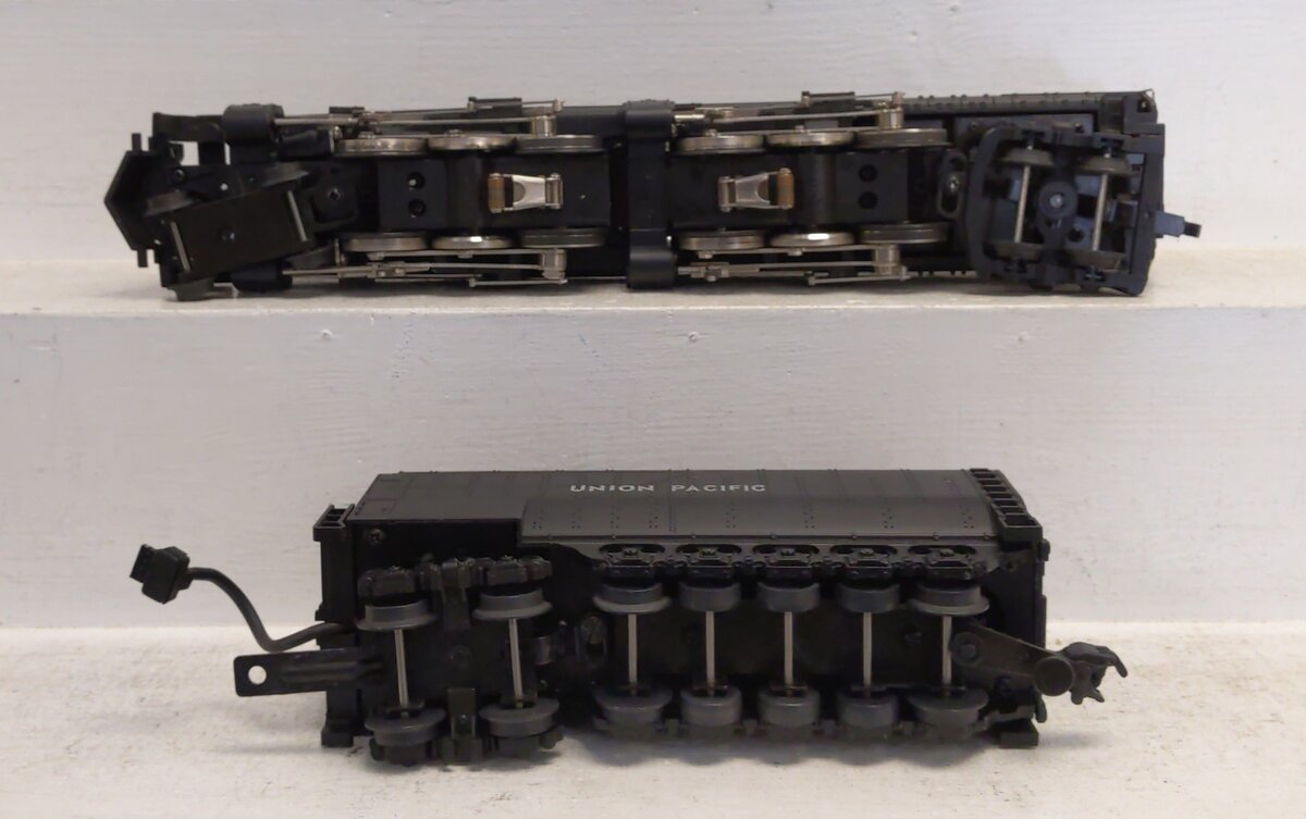 MTH 30-1108-0 O Gauge UP 4-6-6-4 Black Challenger Steam Loco & Tender #3985 LN/Box