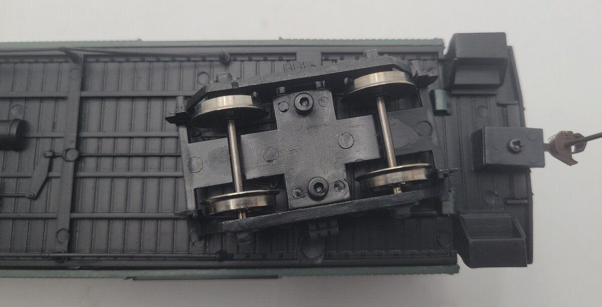 Bachmann 26199 On30 Painted & Unlettered Combine Car (Olive) EX/Box