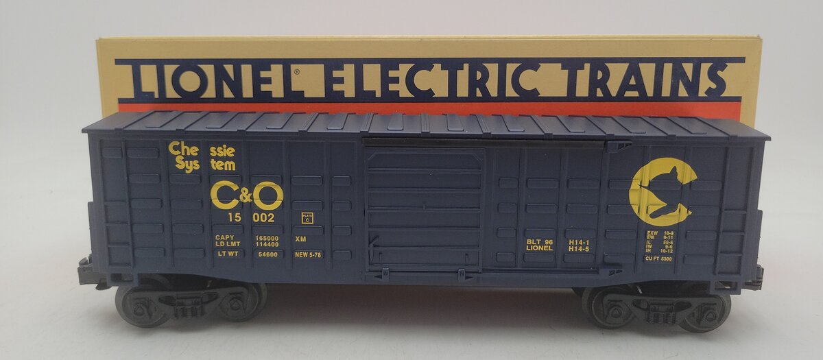 Lionel 6-15002 O Gauge Chessie System Chesapeake & Ohio Waffle Sided Boxcar