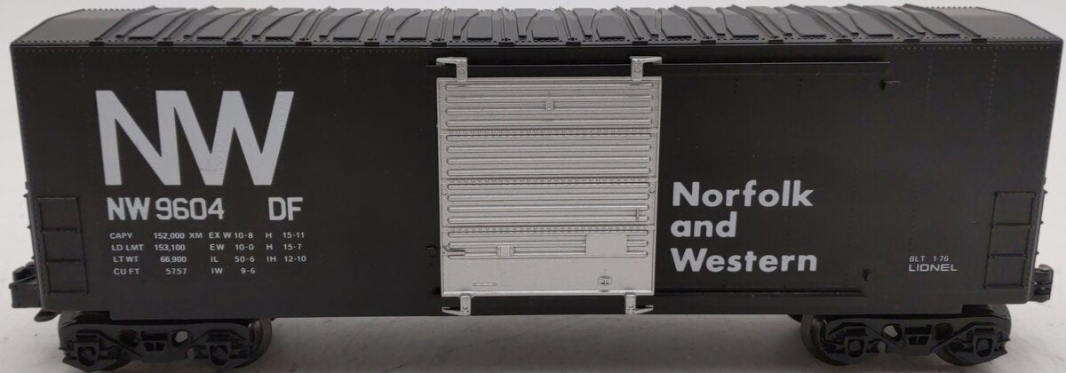 Lionel 6-9604 O Gauge Norfolk & Western Hi-Cube Boxcar EX