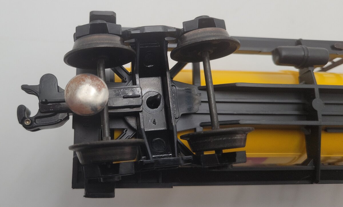Lionel 6-9152 O Gauge Shell Single Dome Tank Car #9152 LN/Box