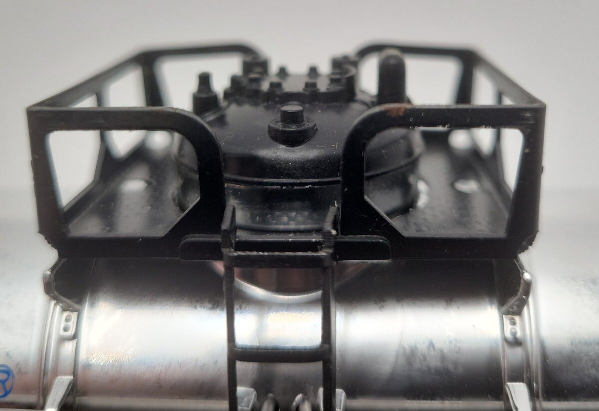 Lionel 6-9156 O Gauge Mobilgas Plated Single Dome Tank Car VG/Box