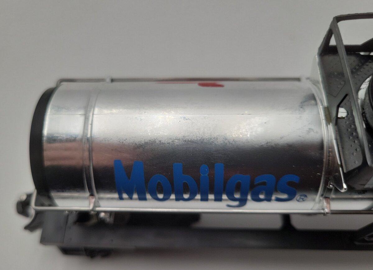Lionel 6-9156 O Gauge Mobilgas Plated Single Dome Tank Car VG/Box