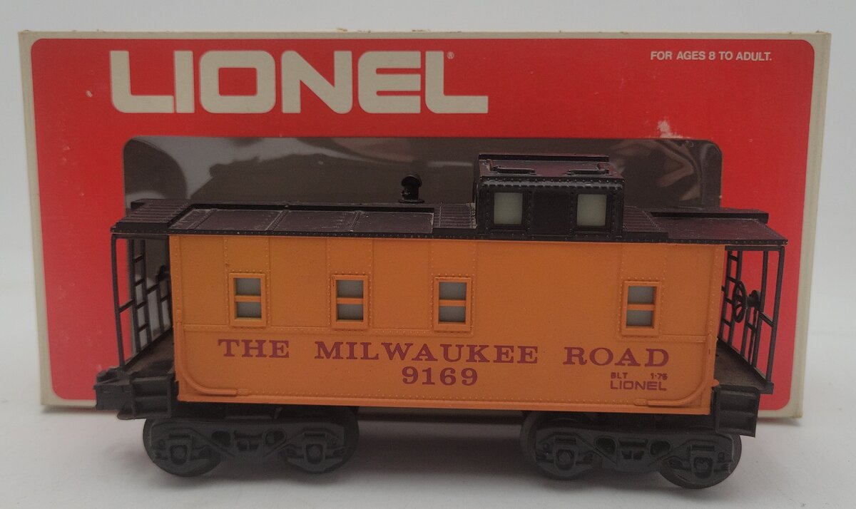 Lionel 6-9169 O Gauge Milwaukee Road Illuminated Caboose EX/Box