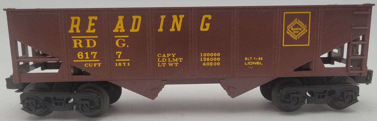 Lionel 6-6177 O Gauge Reading 2-Bay Short Hopper VG