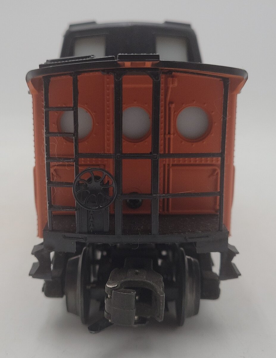 Lionel 6-19701 O Gauge Milwaukee Road N5C Porthole Caboose #19701 EX/Box