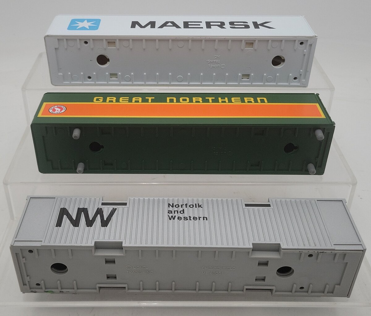 Lionel 6-12805 O and 027 Evergreen/Maersk/APL Intermodal Containers (Set of 3) EX/Box