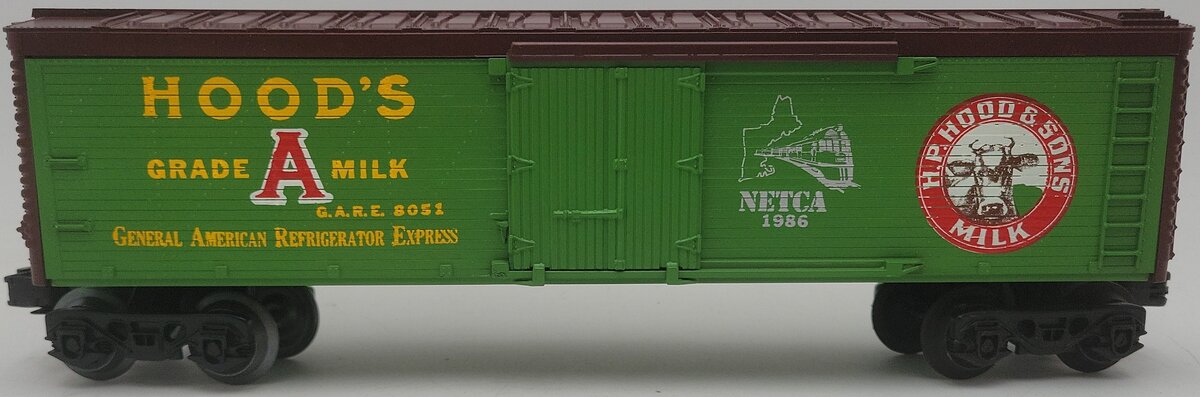 Lionel 8051 O Gauge NETCA 1986 Hood's Milk Boxcar EX