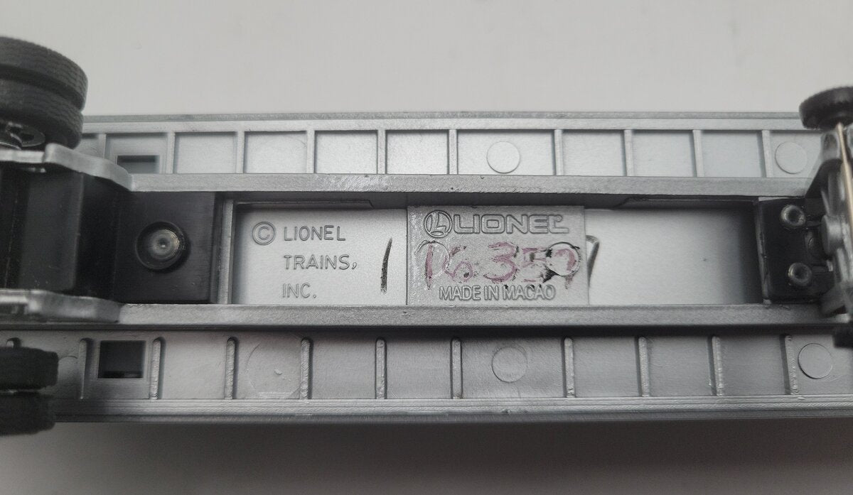 Lionel 6-16357 O Gauge Louisville and Nashville Flatcar w/Trailer EX/Box