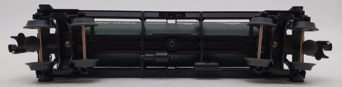 Lionel 6-36112 O Gauge Northern Pacific 3 Dome Tank Car #36112 LN/Box