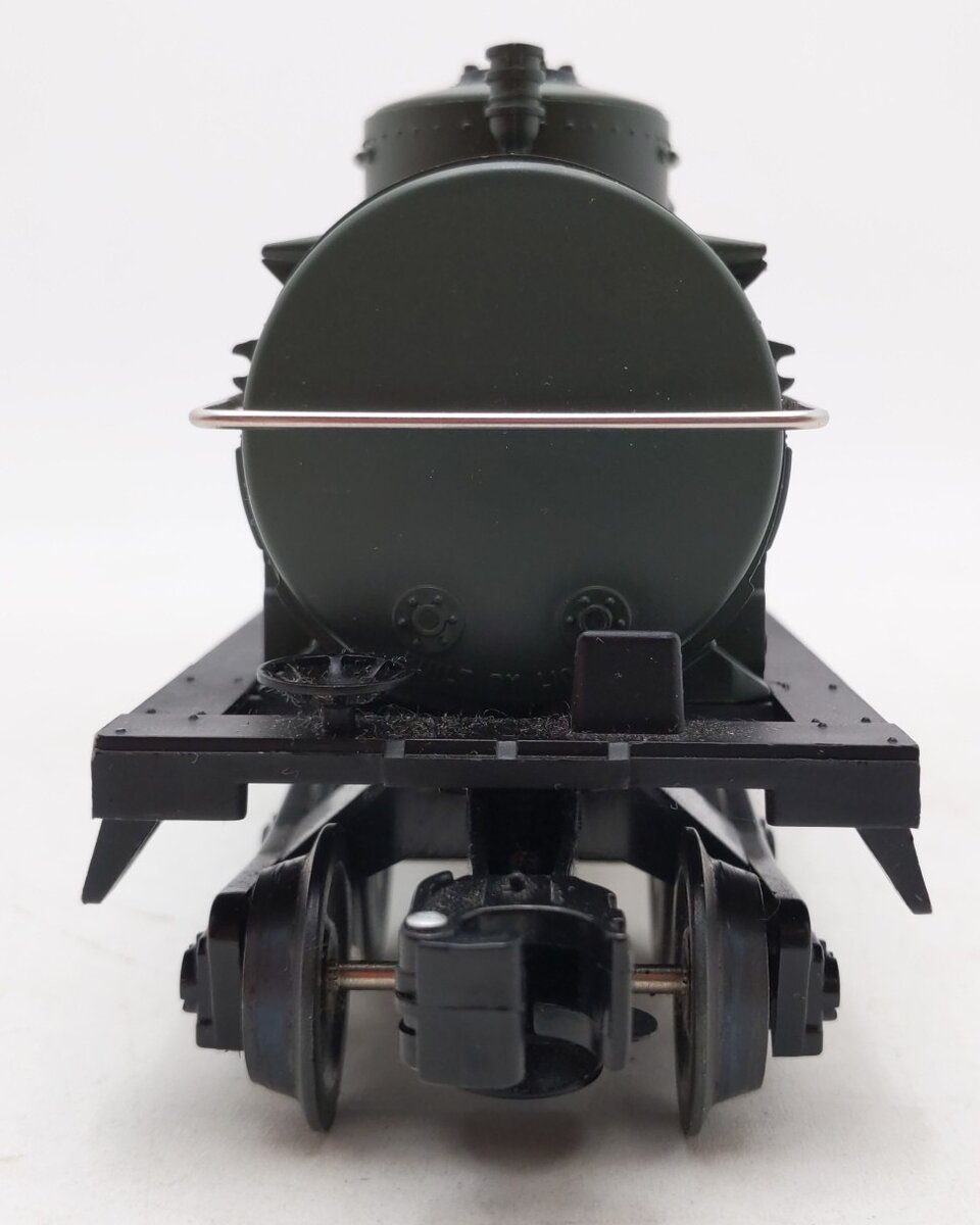 Lionel 6-36112 O Gauge Northern Pacific 3 Dome Tank Car #36112 LN/Box