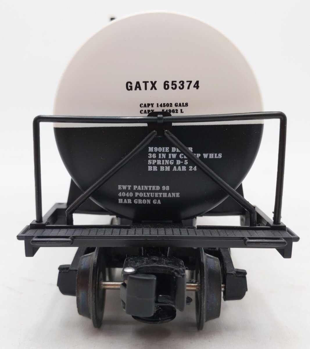 Lionel 6-17914 O Gauge Engelhard Unibody Tank Car #65374 EX/Box