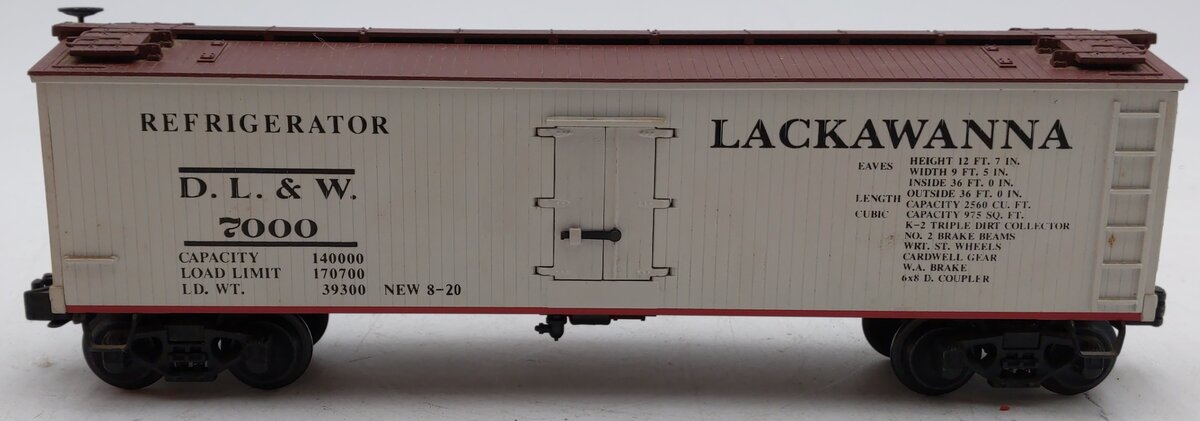 Lionel 6-51301 O Gauge Lackawanna Refrigerator Car #7000 EX/Box