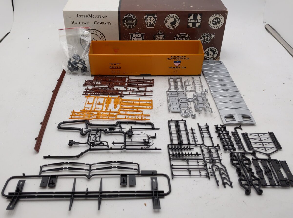 Inter Mountain ORAR1310 O Gauge American Refrigerator Transit Car Kit #62310 EX/Box
