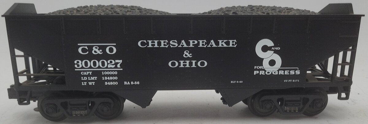 MTH 20-97416 O Gauge Chesapeake & Ohio 2-Bay Hopper w/Coal Load EX/Box