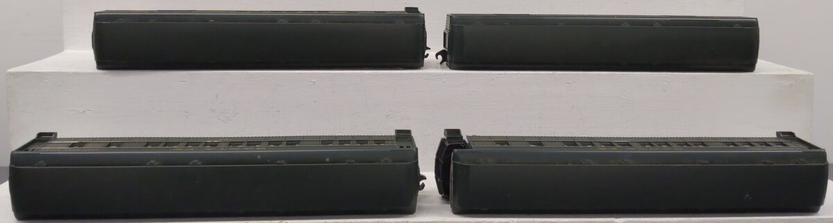 Williams 2508 O Gauge Santa Fe Madison 4-Car Passenger Car Set EX/Box