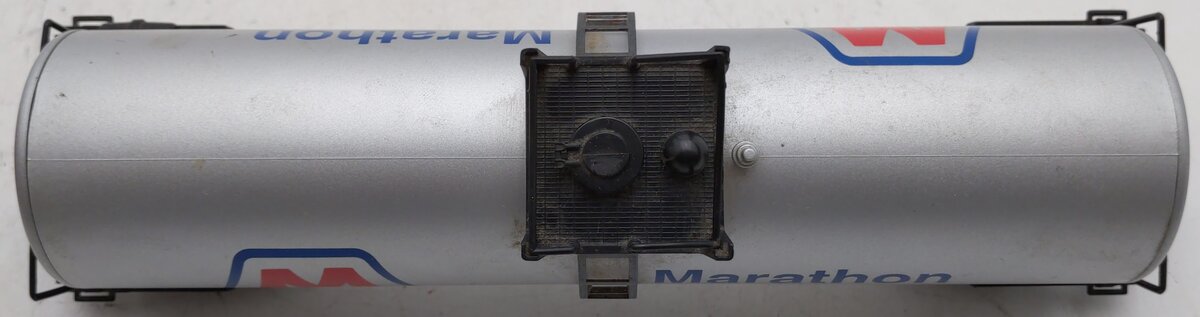 Lionel 6-17908 O Gauge Marathon Oil Tank Car EX/Box