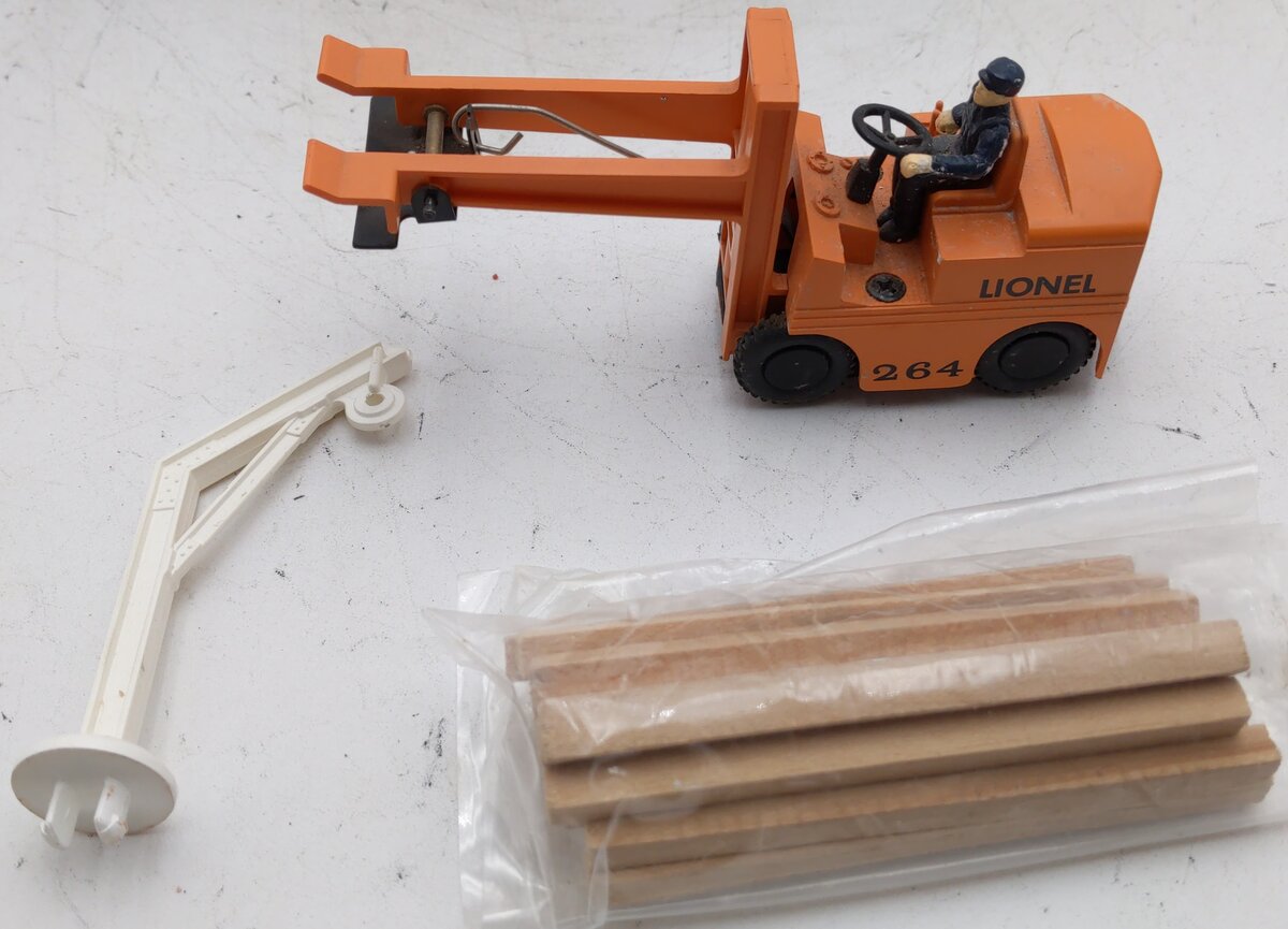 Lionel 6-14000 O Gauge 264 Operating Forklift Platform/Box