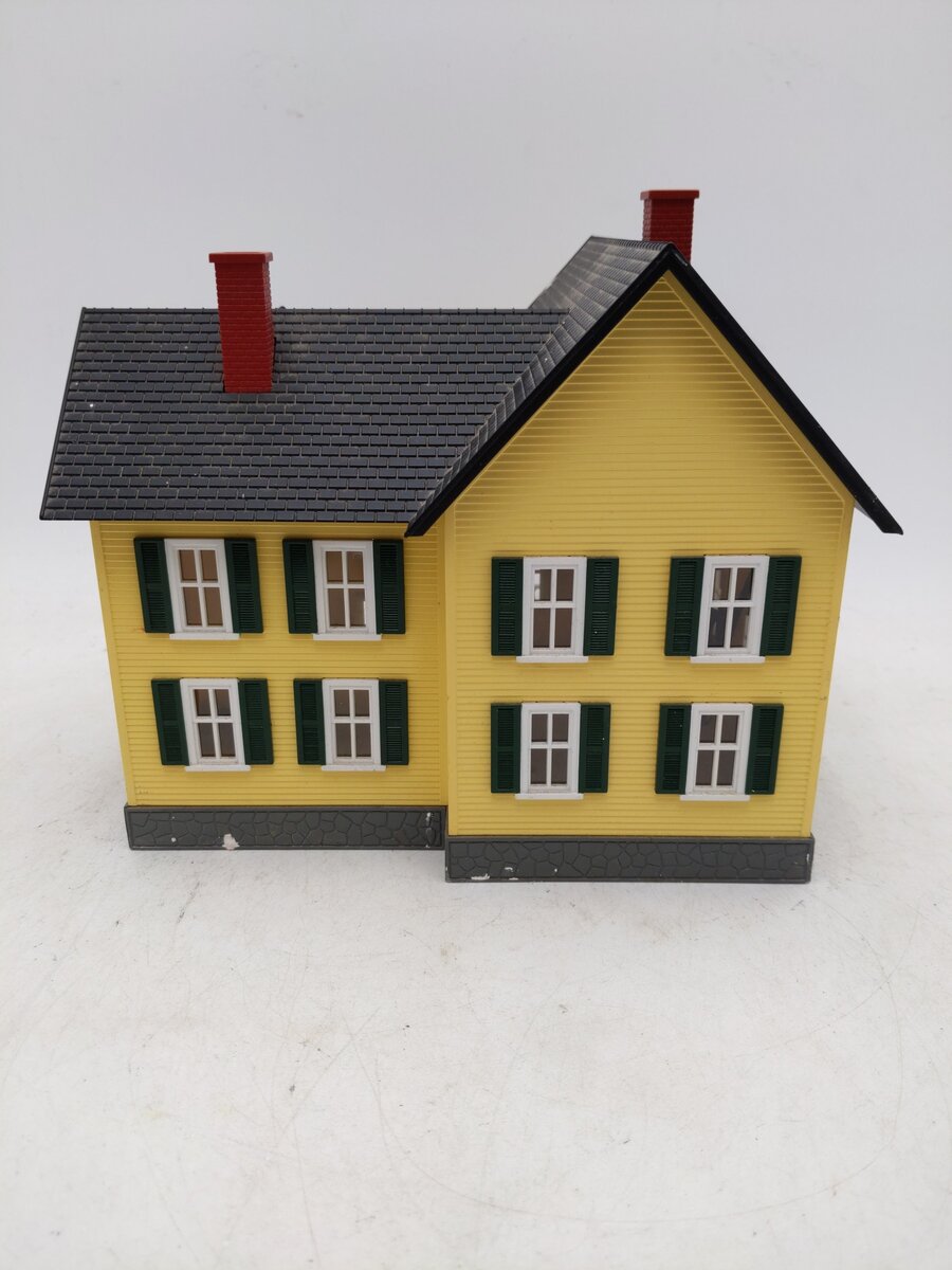 MTH 30-9007 O Gauge Yellow Farm House EX/Box