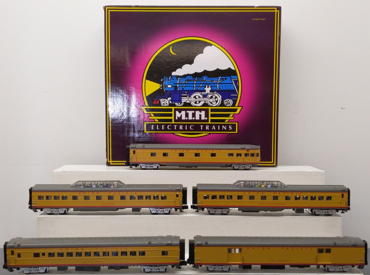 MTH 20-6538 O Gauge Union Pacific 70' Streamlined Passenger Car Set (Set of 5) EX/Box