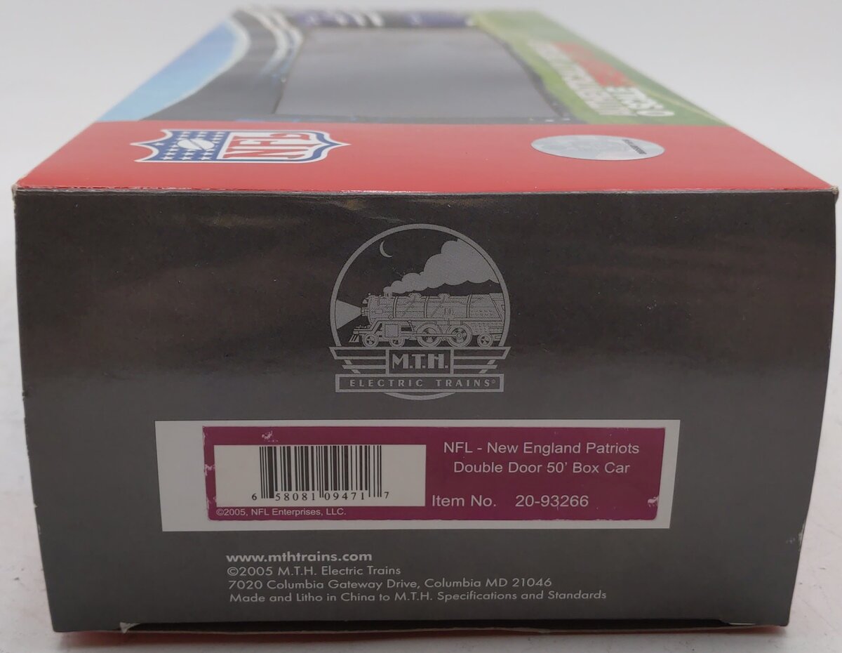 MTH 20-93266 O Gauge New England Patriots Double Door 50' Box Car LN/Box
