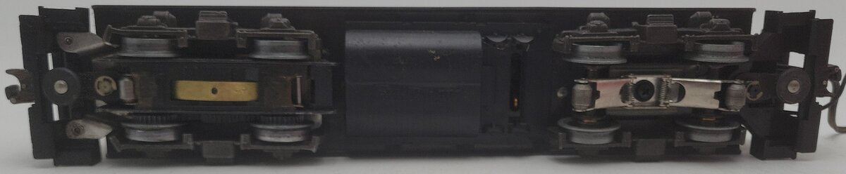 Lionel 6-8250 O Gauge Santa Fe GP9 Powered Diesel Engine #8250 VG/Box