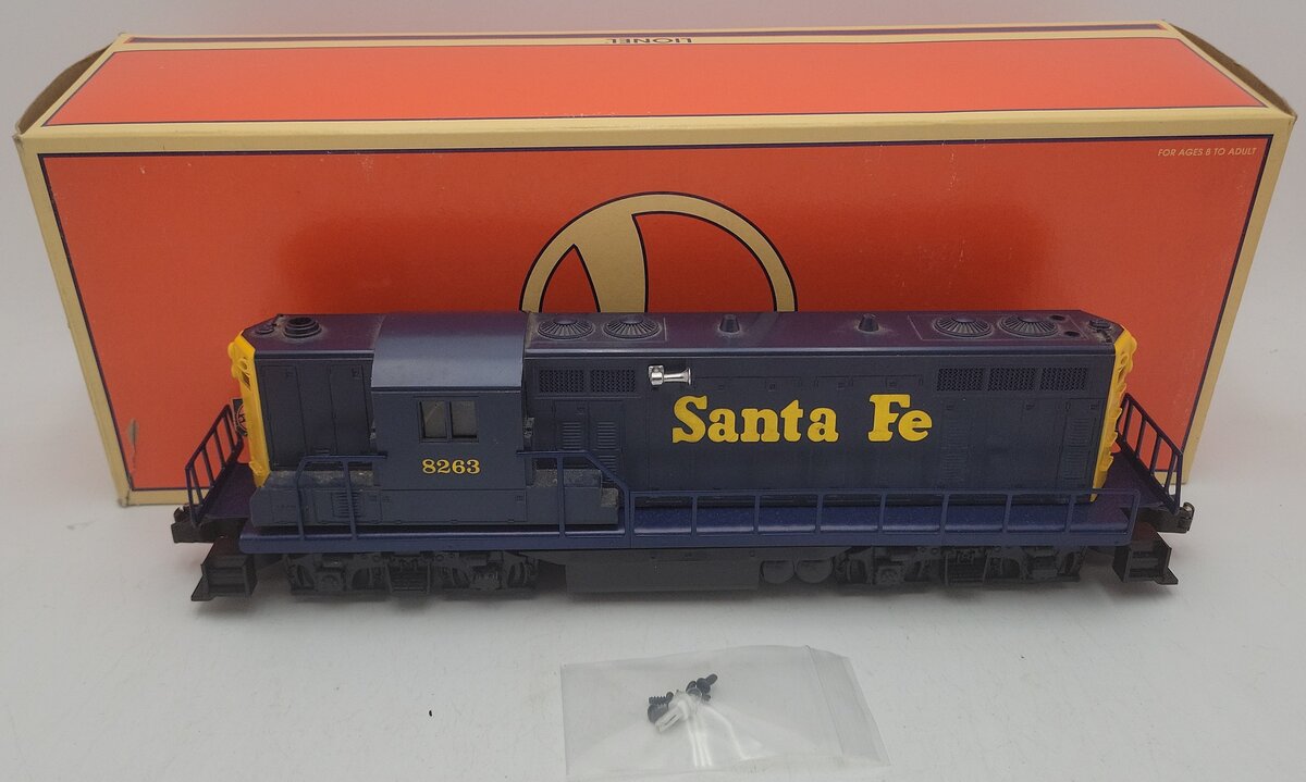 Lionel 6-18573 O Gauge Santa Fe GP9 Diesel Locomotive #8263 VG/Box