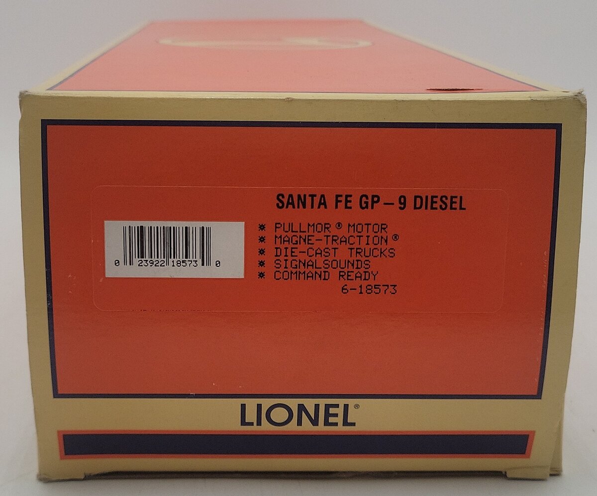 Lionel 6-18573 O Gauge Santa Fe GP9 Diesel Locomotive #8263 VG/Box