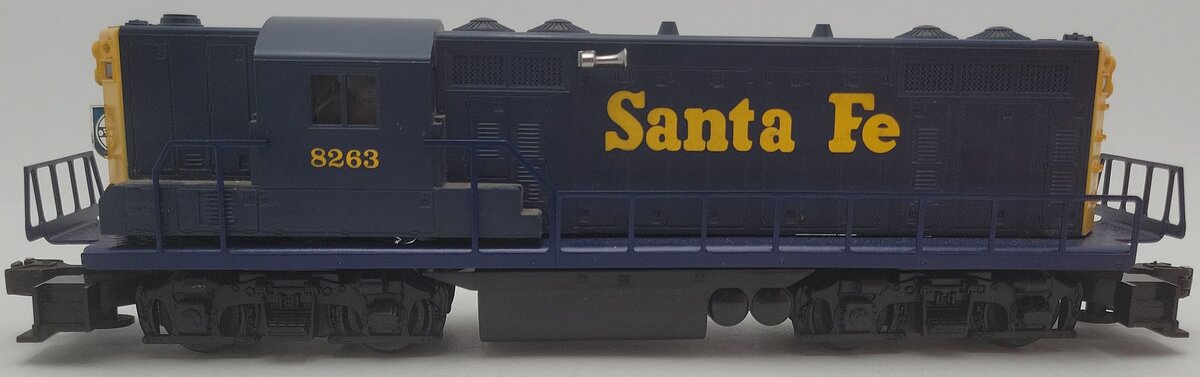 Lionel 6-18573 O Gauge Santa Fe GP9 Diesel Locomotive #8263 VG/Box