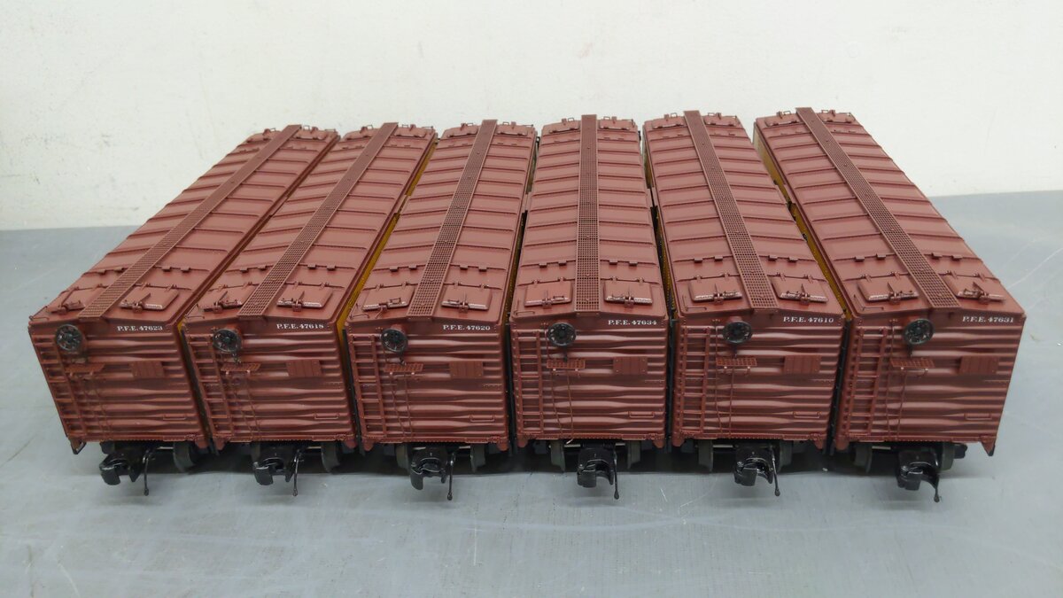 MTH 20-90646 O Pacific Fruit Express 40' Steel Sided Reefer Car Set (Set of 6) EX/Box