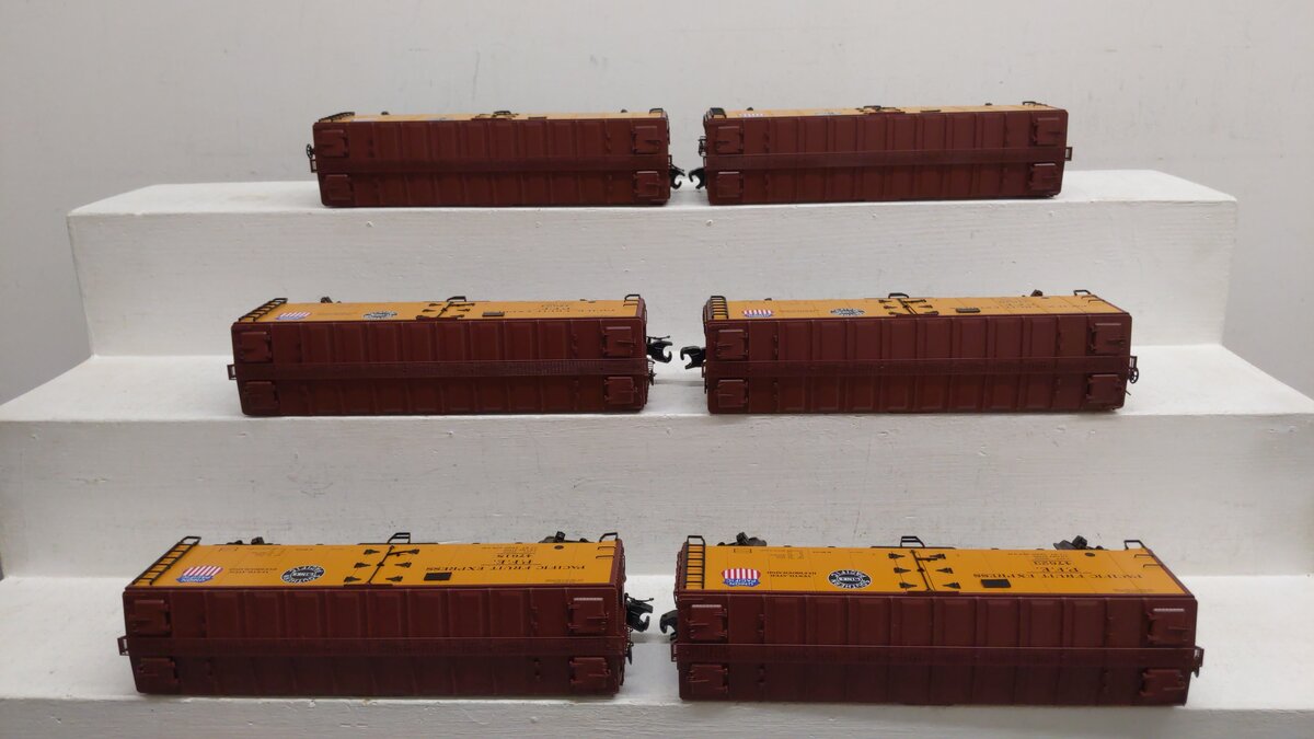 MTH 20-90646 O Pacific Fruit Express 40' Steel Sided Reefer Car Set (Set of 6) EX/Box