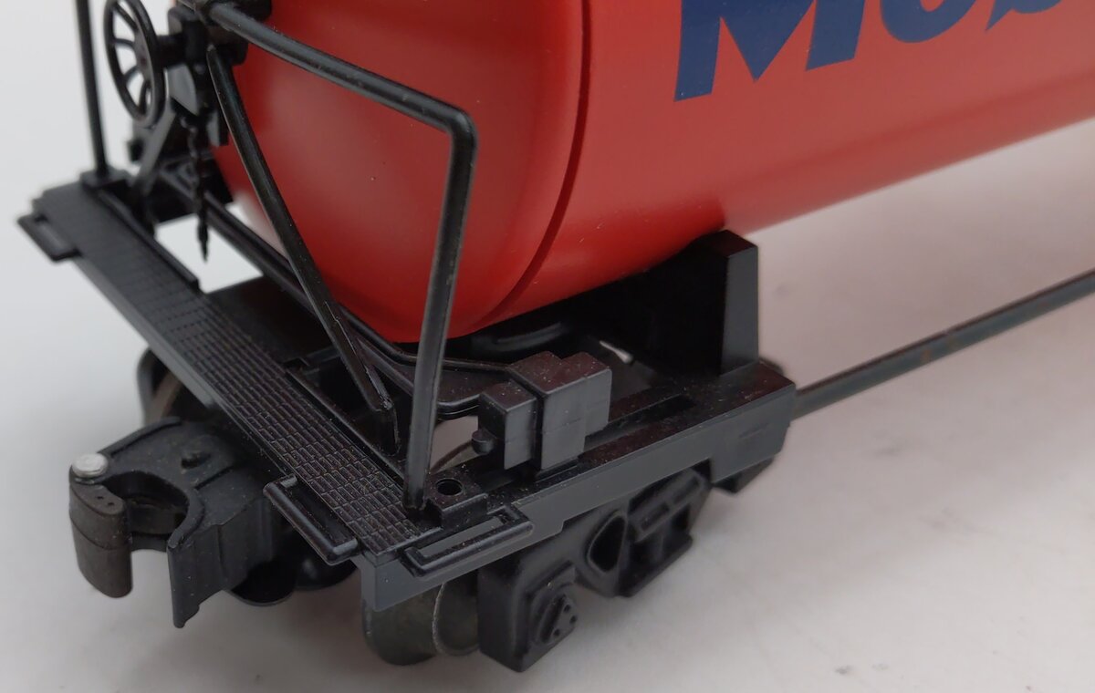 Lionel 6-52121 O Gauge TTOS-1997 SW Division Mobilgas TM Tank Car #238 EX/Box