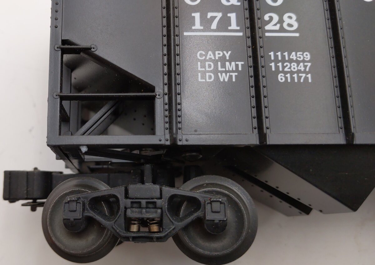 Lionel 6-17128 O Gauge Chesapeake & Ohio 3-Bay Hopper EX/Box