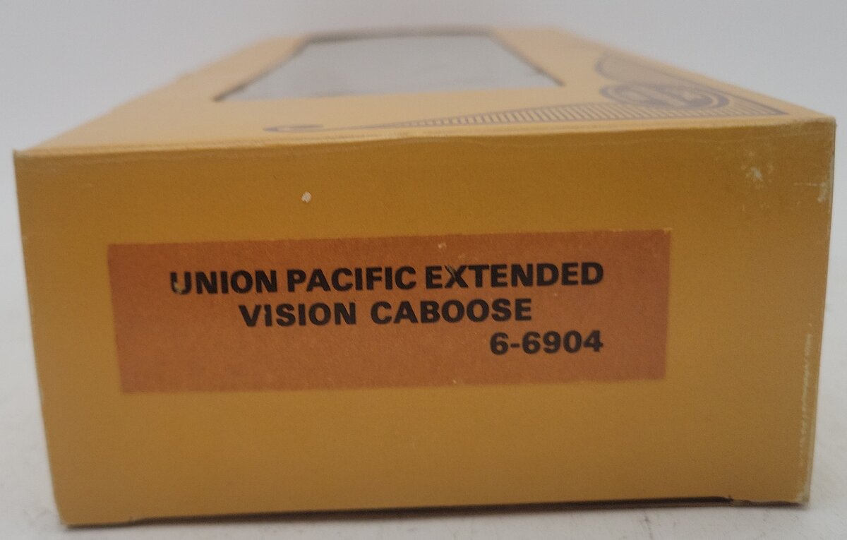 Lionel 6-6904 "O-Gauge" Union Pacific Extended Vision Caboose EX/Box
