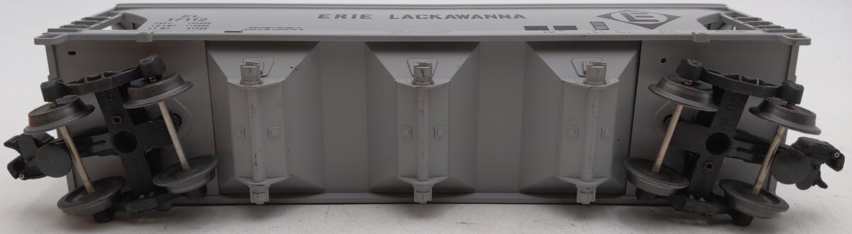 Lionel 6-17112 O Gauge Erie Lackawanna ACF Center Flow 3-Bay Hopper EX/Box