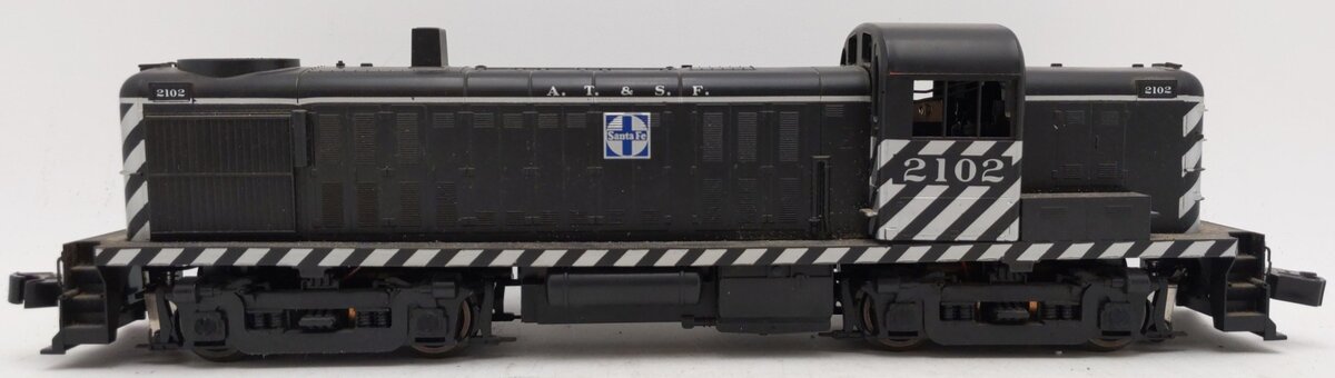Weaver 5508 O Santa Fe RS-3 Powered Diesel Locomotive #2102 -  Hi-Rail EX/Box
