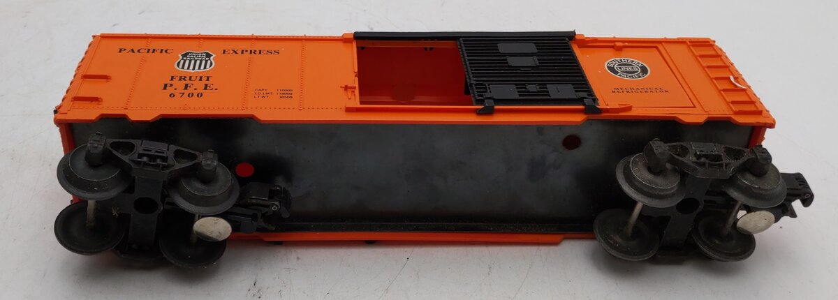 Lionel 6-2306 O Gauge Operating Icing Station w/ PFE Ice Car #6700 EX/Box