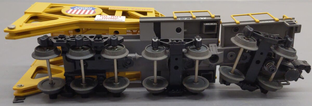 MTH 20-98325 O Union Pacific Schnabel Flatcar #40020 EX/Box