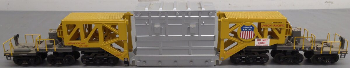 MTH 20-98325 O Union Pacific Schnabel Flatcar #40020 EX/Box